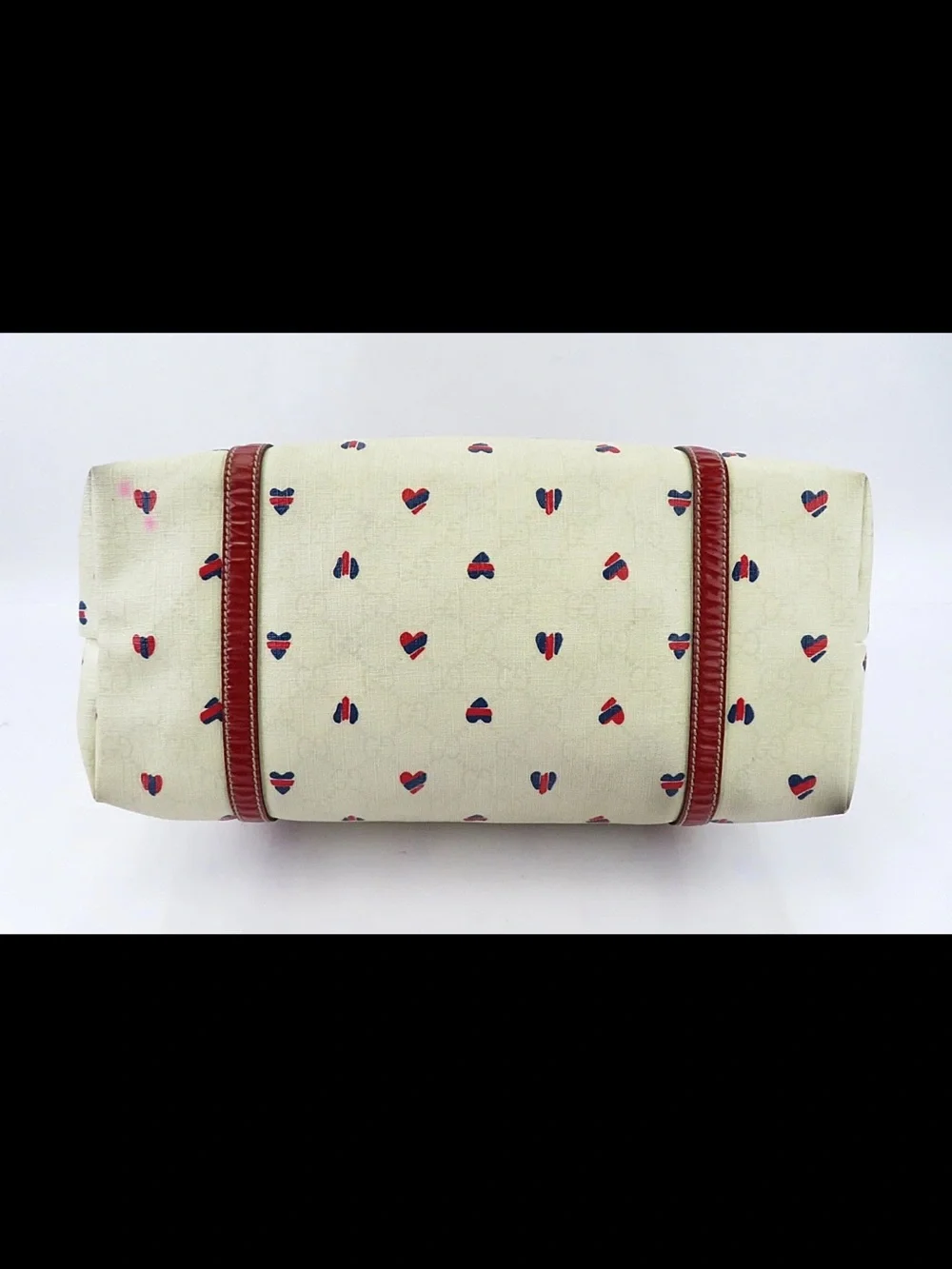 Gucci Cream Tote with Red Heart Motif